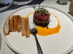 牛肉塔塔配牛油果黑橄榄酱-Solo(衡山路店)