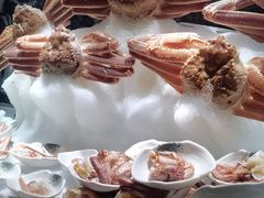 -雍容荟帝王蟹活龙虾展台自助(IFS黑金店)