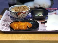 招牌牛肉饭-吉野家(南昌铜锣湾店)