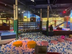 -幻贝家儿童乐园(武汉永旺梦乐城店)