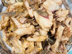 -肖肖酸萝卜鱼火锅(总店)