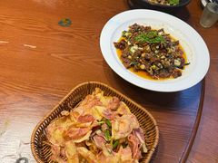 -老滇山寨•云南特色菜•地方菜•民族风情歌舞表演(金碧店)
