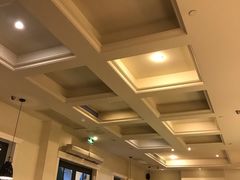 大堂-星巴克臻选(广州沙面店)