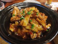 咸鱼鸡丁茄子煲-潮堂(环球金融中心店)