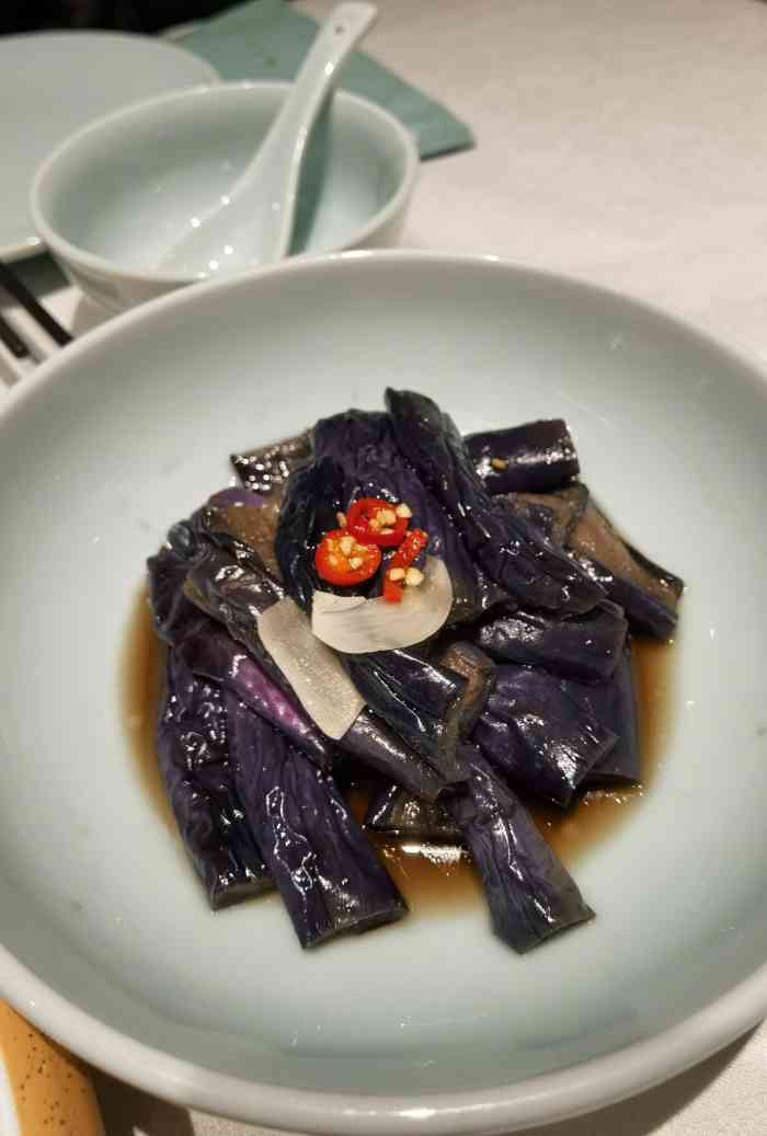 羲和雅苑烤鸭坊(世纪汇广场店)-"在北京国贸吃过一次之后对他们家的