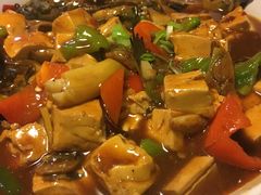 昂刺鱼炖豆腐-吉事利茶餐厅