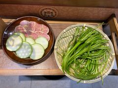 -阿山卓·野生菌火锅·纳西火塘烤肉