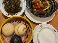 双味蒸包拼-粤仔湾砂锅粥(广益哥伦布店)