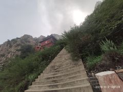 -鸡鸣山旅游风景区