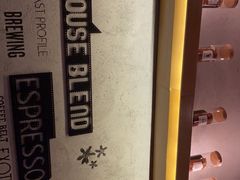 -星巴克臻选(上海长风大悦城店)