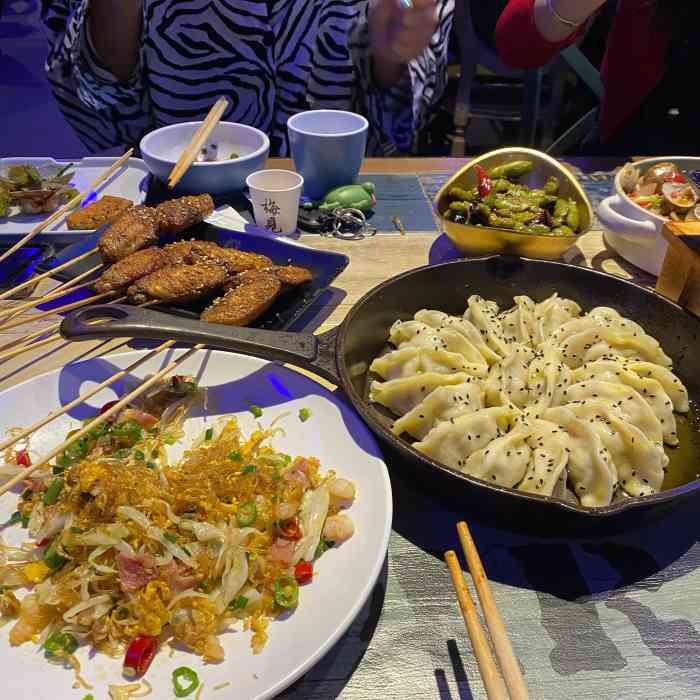 战友蚝情(中央城)-"第一次去大学城那块 因为大学没有在本地 .