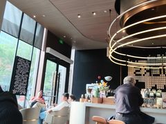 -星巴克臻选(上海虹桥新天地三店)
