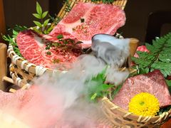 -山川小町·极番烧肉(新地假日广场店)