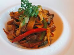 黑椒牛柳丝炒意面-牛排家(北京长安街英皇集团中心店)