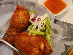 鲜虾胶酿脆皮鸡翅-港丽餐厅(龙之梦长宁店)