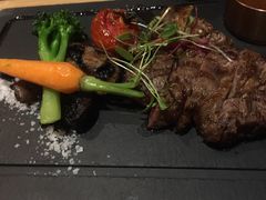 碳烤澳洲西冷牛排-YUE·6·西式融合餐厅(外滩六号店)