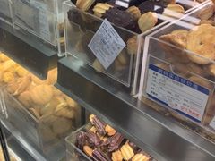 -上海哈尔滨食品厂(汇联商厦店)