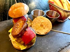 -The Habit Burger Grill 哈比特汉堡(复兴soho店)