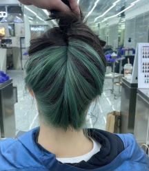 -COMO SALON 烫染可茉发型