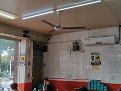 大堂-广场正宗原汁薏米店