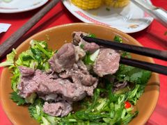 8两鲜肉（偏瘦）-潮汕·草根牛肉档(上海荟聚城市集市店)