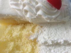 -红宝石·鲜奶小方·海派西点房(四平店)