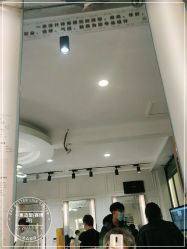 -一東造型烫发染发