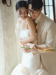 -吉光片羽高端婚纱摄影(泰州优选店)