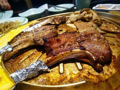 秘制法式羊排-猪啊牛呀羊啊铜盘烤肉(正大广场店)