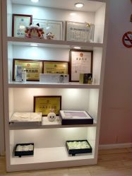 -晶奕空间专业脱毛连锁机构