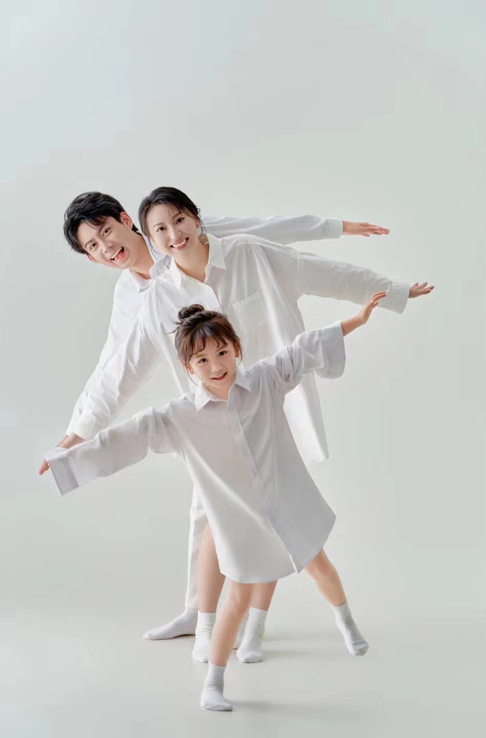 三人小家庭拍的全家福推荐下