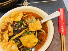 -丽丽三鲜螺蛳粉(田林路店)