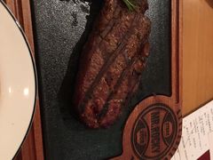 果木烤安格斯谷饲牛排-MR.ROCKY洛奇先生RESTAURANT&BAR(宝安壹方城店)