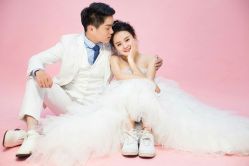 -太郎花子婚纱摄影艺术中心