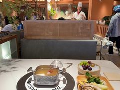 -左庭右院鲜牛肉火锅(七宝领展广场店)
