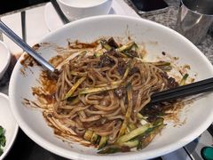 炸酱面-阿里郎韩国料理