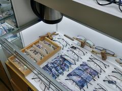 -广州宝岛眼镜武汉和光眼镜市场西区店