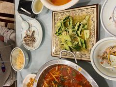 -焱焰鲜锅兔·佳味郑氏·自贡特色菜