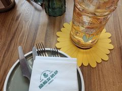 -Dragon Pizza•圆脸龙披萨·牛排餐厅