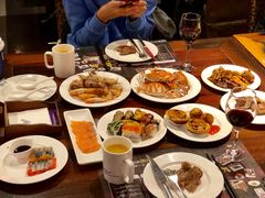 -四海一家自助餐(益田假日广场店)