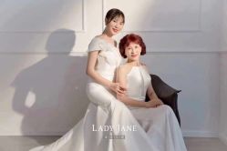 -Lady  Jane高端婚纱礼服馆