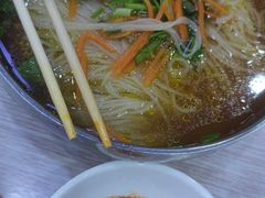 狗肉汤热面-三姐妹冷面馆(保卫路店)