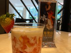 -港丽餐厅(高德置地店)