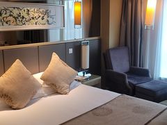 -南京双门楼宾馆(盐仓桥地铁站阅江楼店)