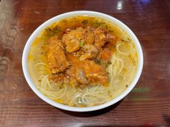 辣酱面筋面-老半斋(福州路店)