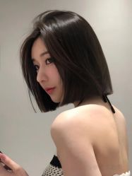 -十六番发型师事务所