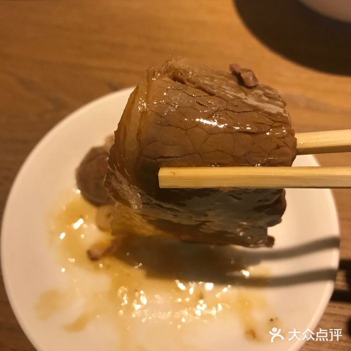 懋楼饭店扒胸口图片