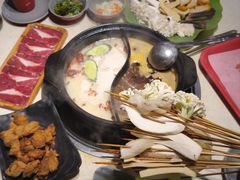 -钢管厂五区小郡肝串串香火锅(梅川路店)