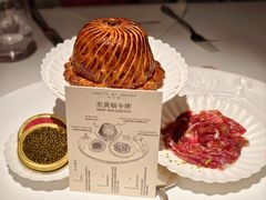 惠灵顿牛排-弦月窗LUNETTE BY AMANDA(复兴路店)