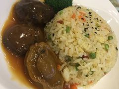 鮑魚炒飯-翅翅赢碗仔翅(拱北口岸店)